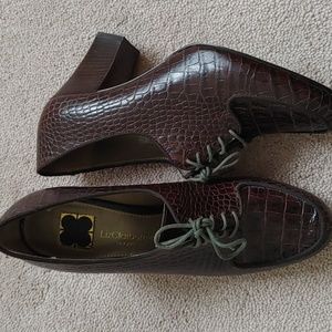 Liz Claiborne Lace Ups